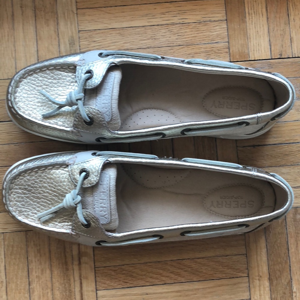Like-New Gold Sperry Top-Siders Size 8